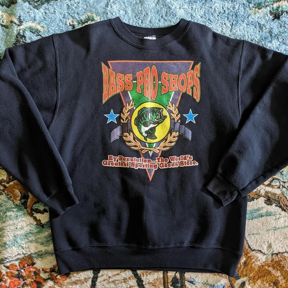 Bass Pro Shops Black Graphic Crewneck Sweater